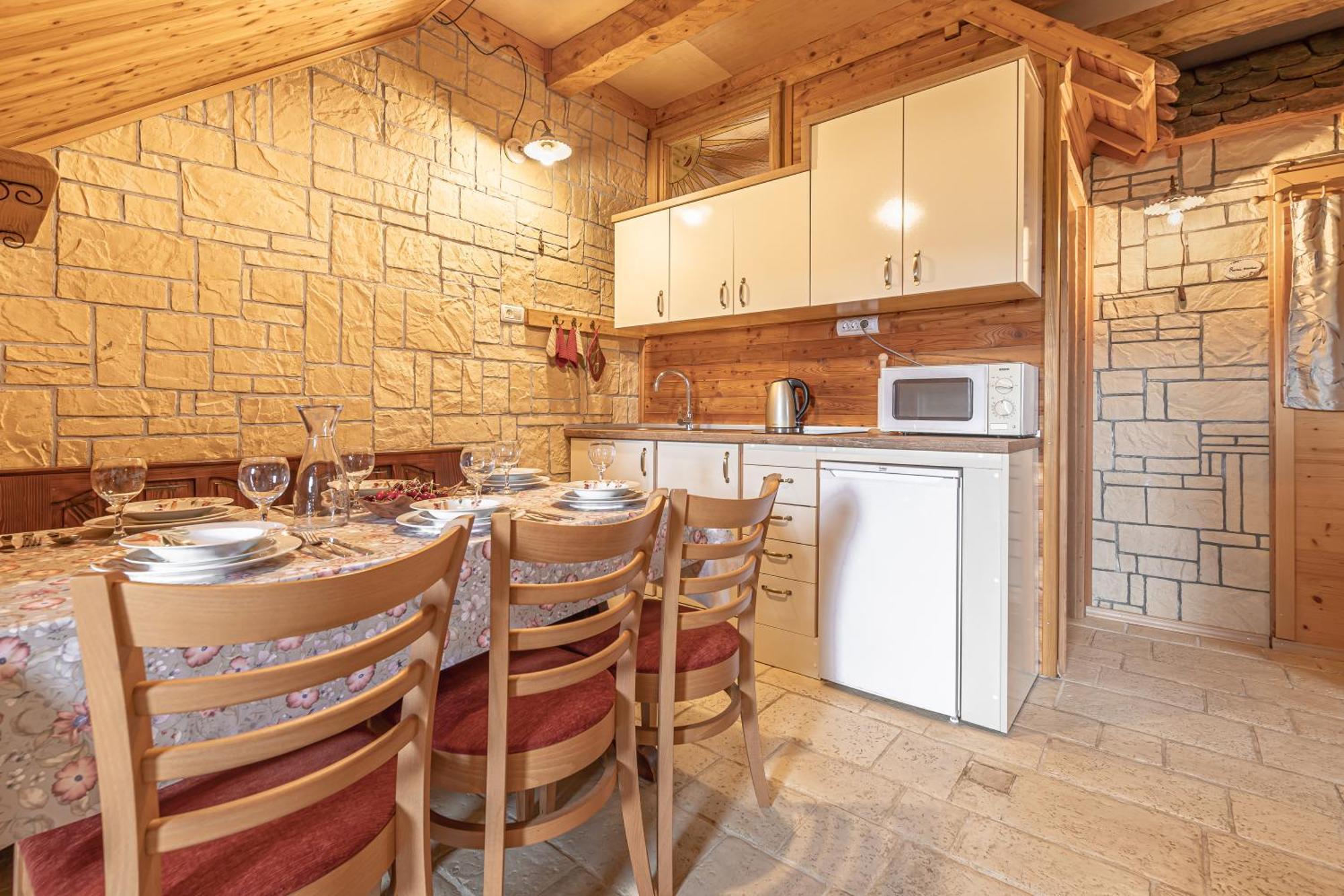 House Na Meji With Sauna - Happy Rentals Pivka Extérieur photo
